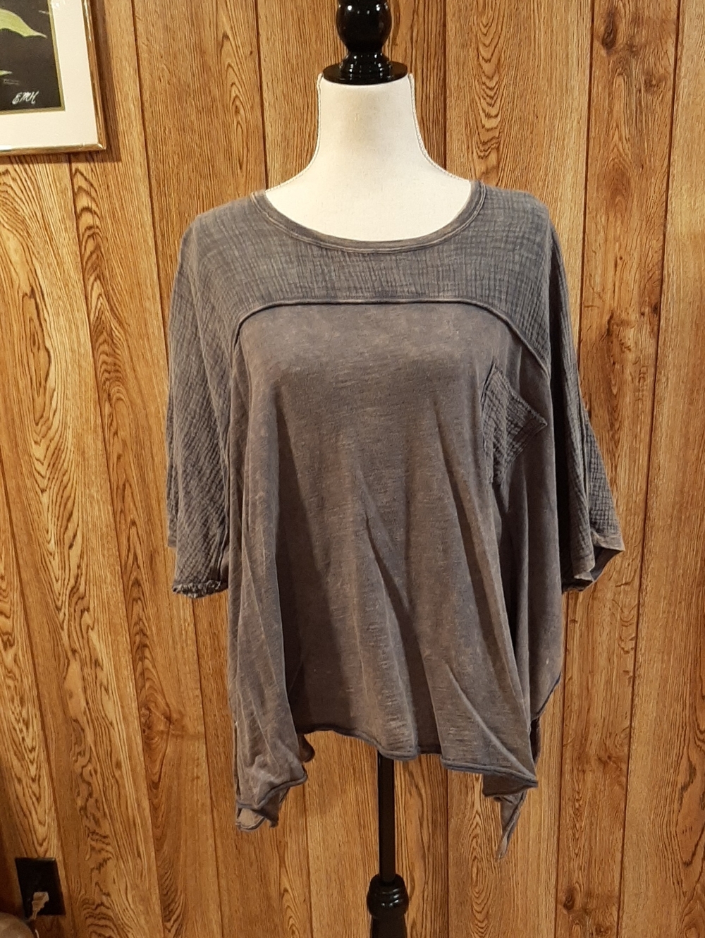 Oli & Hali High/Low Mineral-Washed Gauze Stretch Blue Top (M/L)